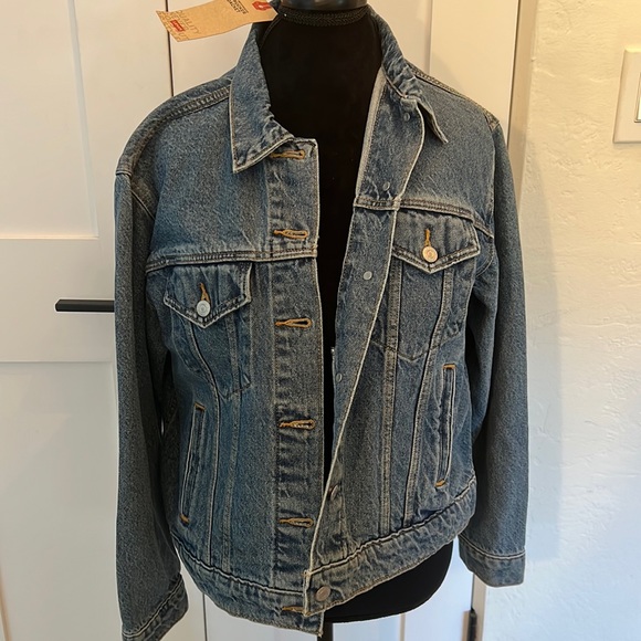 Levi's Jackets & Blazers - Levi’s Denim Jacket